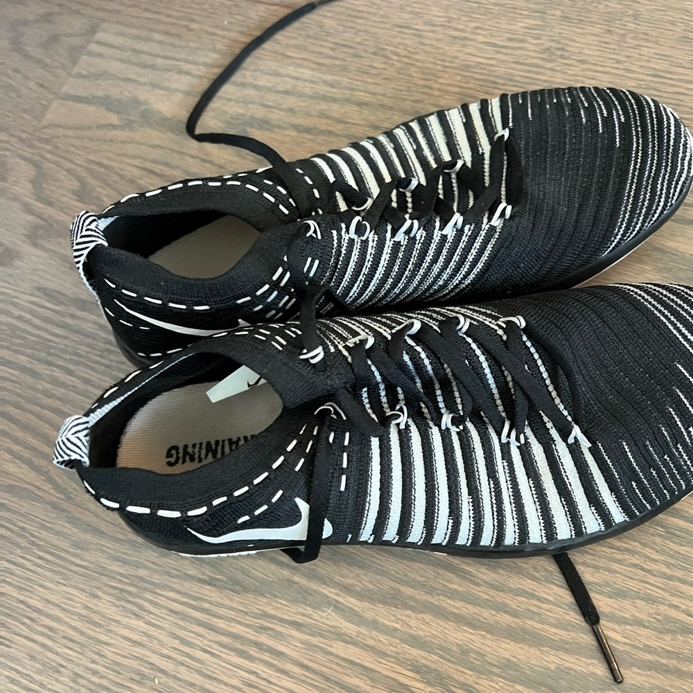 Women’s Nike Size 7 Like New